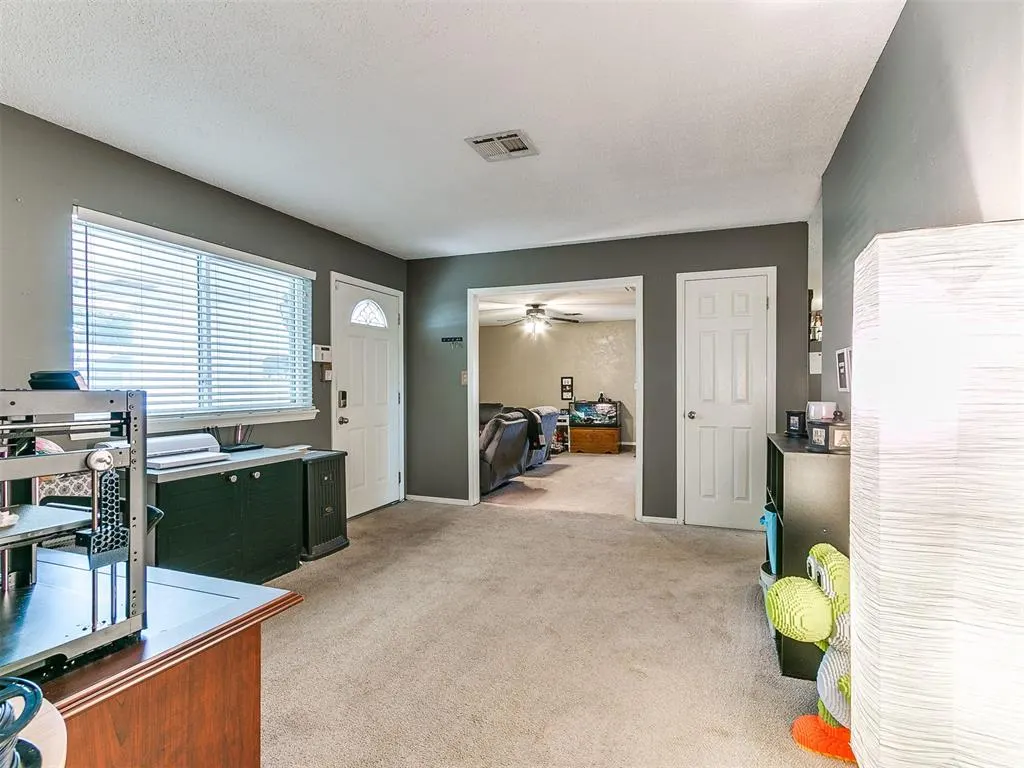 Photo 13 — 2125 Allenhurst Street, Norman, OK 73071