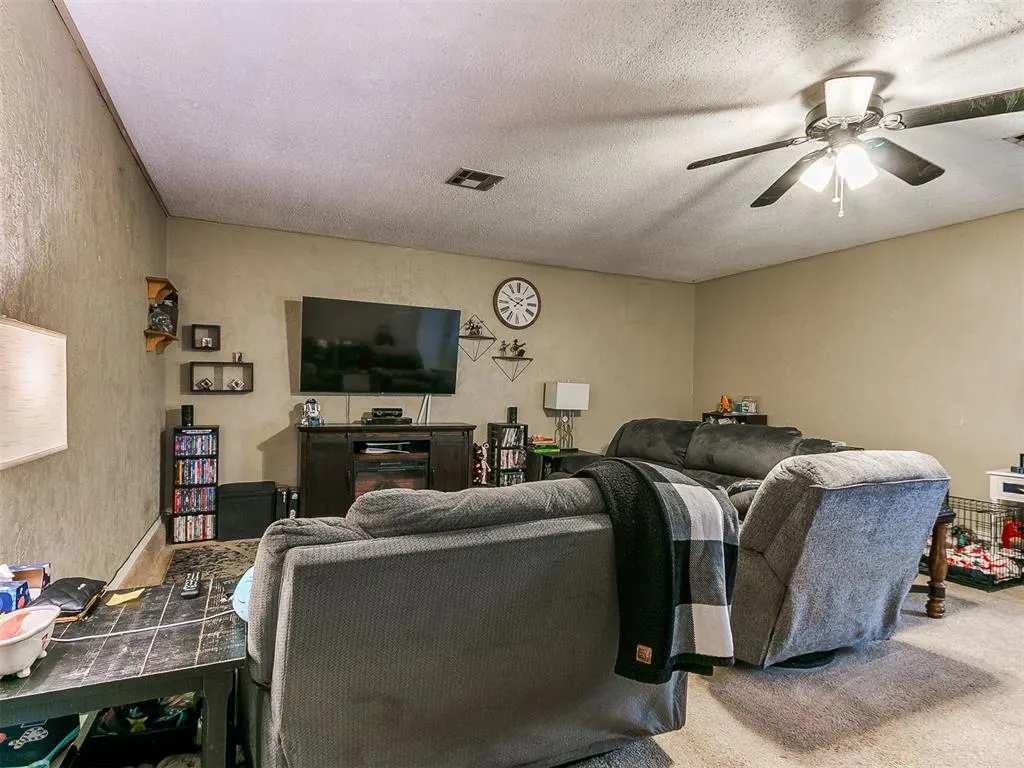 Photo 16 — 2125 Allenhurst Street, Norman, OK 73071