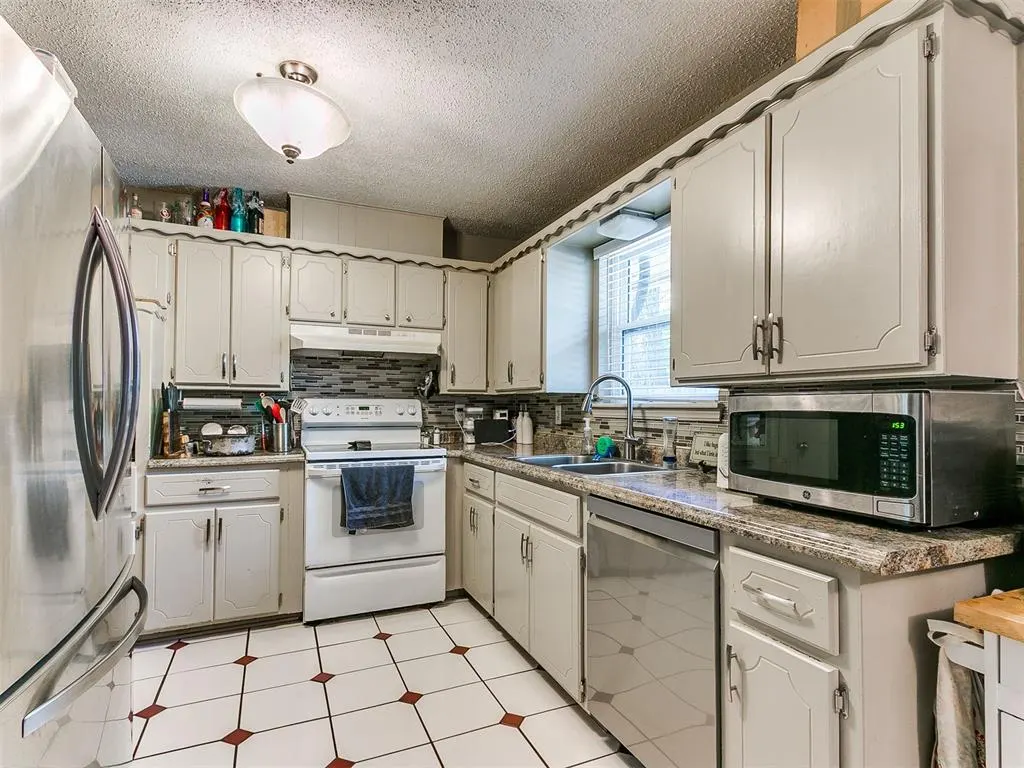 Photo 26 — 2125 Allenhurst Street, Norman, OK 73071