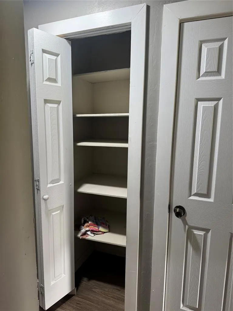 Photo 4 — 611 SW 6th Street, Lindsay, OK 73052