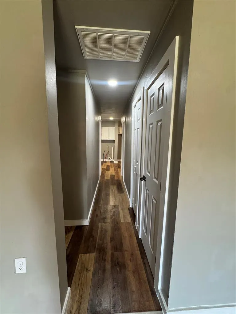 Photo 22 — 611 SW 6th Street, Lindsay, OK 73052