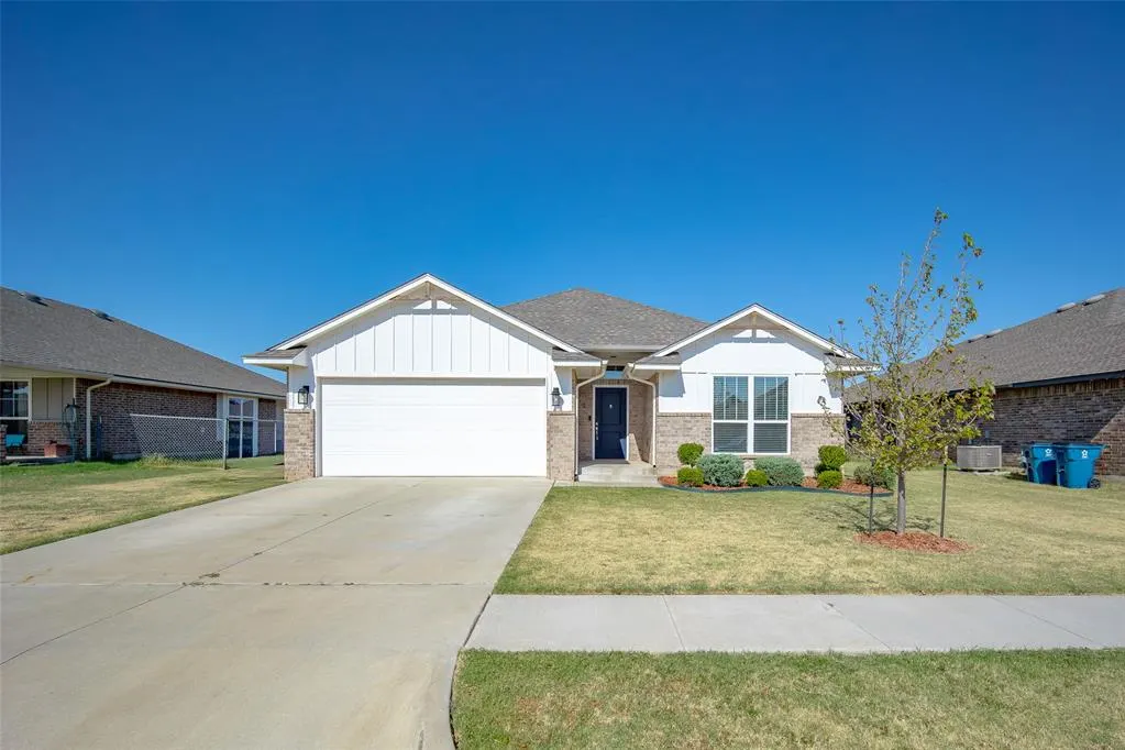 Front exterior — 1731 Gladington Court, Newcastle, OK 73065