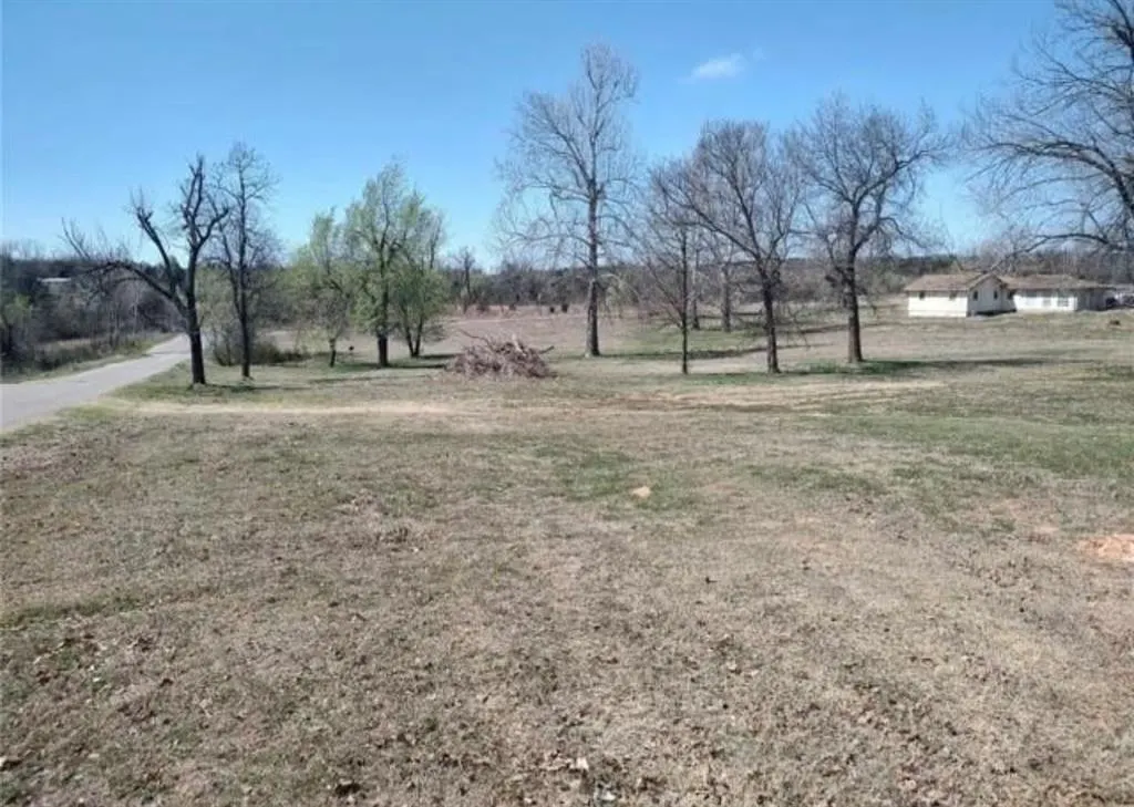 Photo 5 — 3020 Oakwood Drive, Choctaw, OK 73020