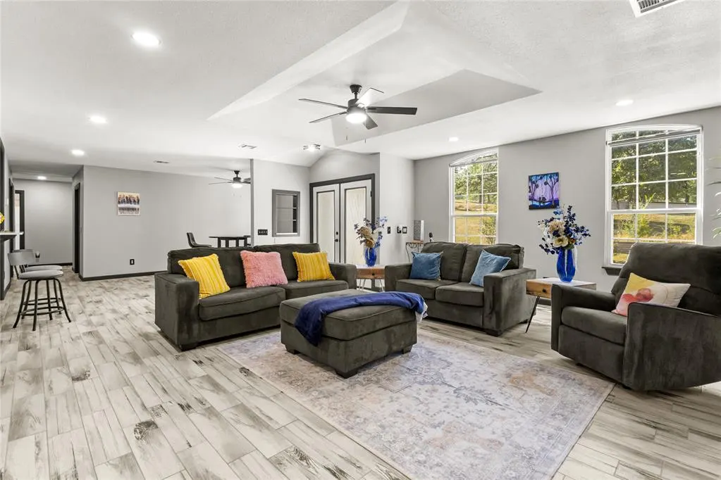 Photo 3 — 13401 SE 31st Street, Choctaw, OK 73020