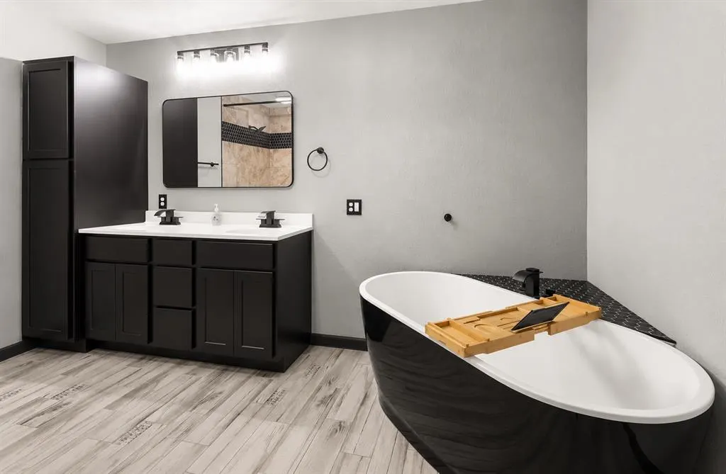 Photo 4 — 13401 SE 31st Street, Choctaw, OK 73020