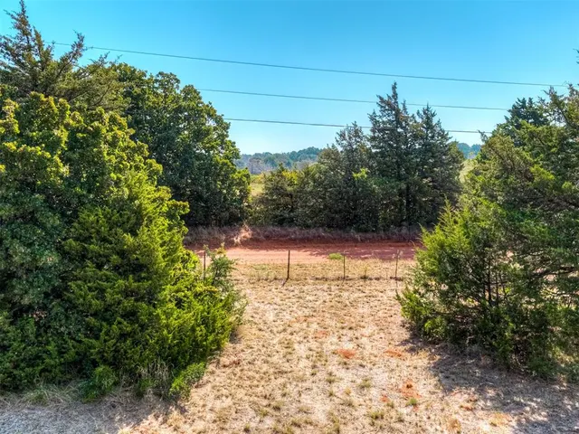 Photo 4 — 3240 N Triple XXX Road 0, Coyle, OK 73027