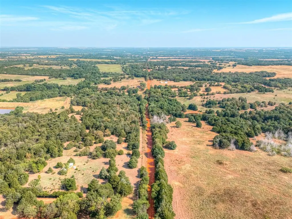 Photo 31 — 3240 N Triple XXX Road 0, Coyle, OK 73027