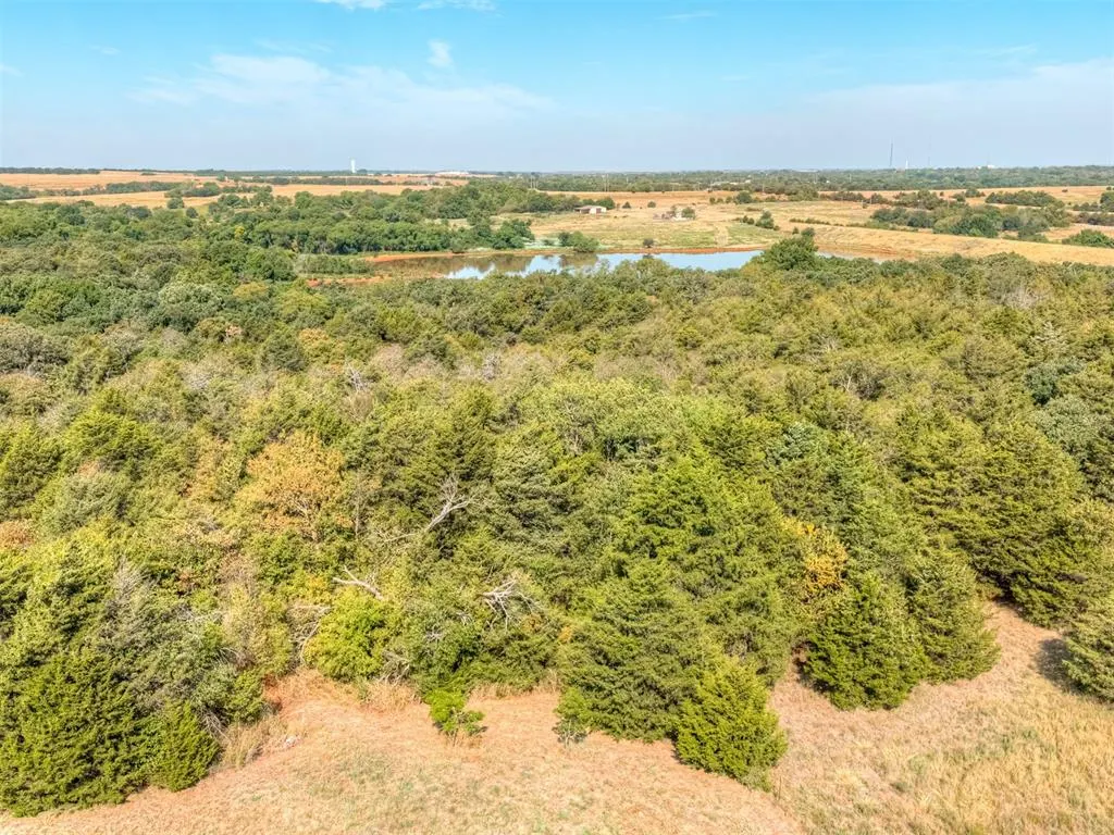 Photo 33 — 3240 N Triple XXX Road 0, Coyle, OK 73027