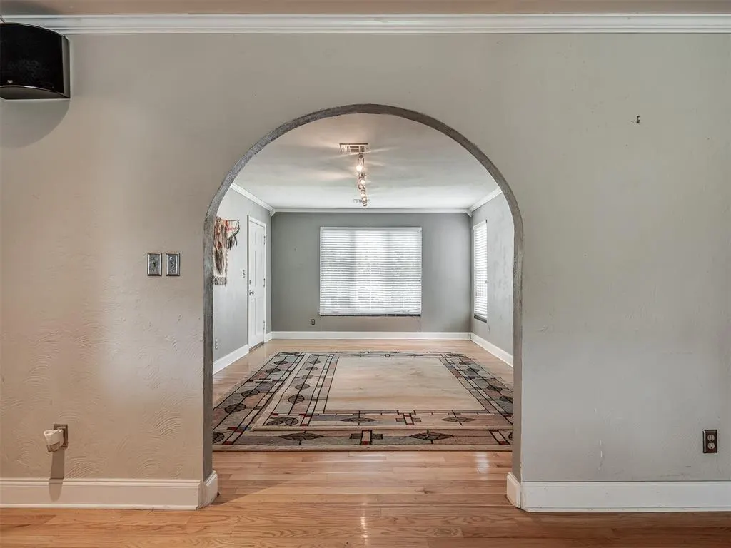 Photo 12 — 720 NW 49th Street, Oklahoma City, OK 73118