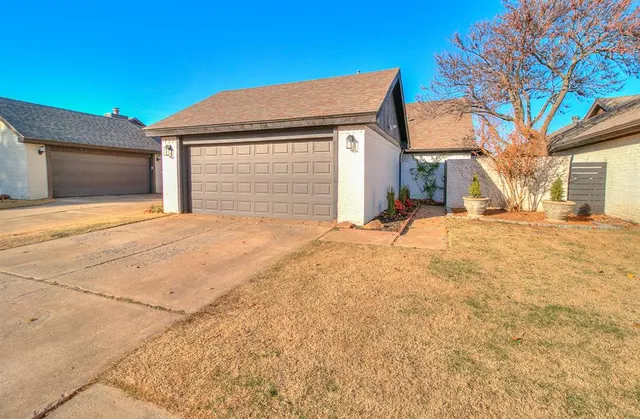 Photo 3 — 3813 Ives Way Way, Norman, OK 73072