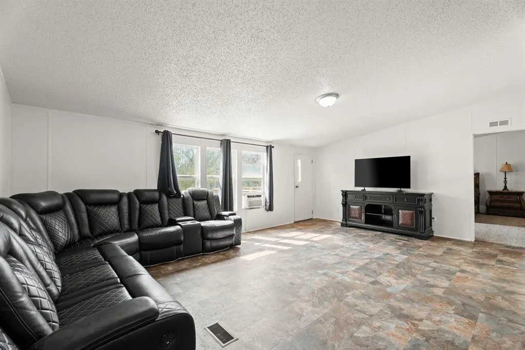 Photo 14 — 3120 Rancho Drive, Guthrie, OK 73044