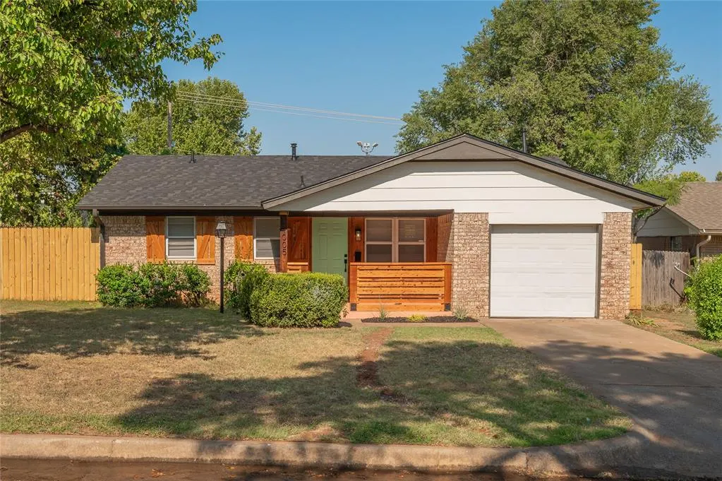 Front exterior — 4005 N Oak Grove Drive, Midwest City, OK 73110
