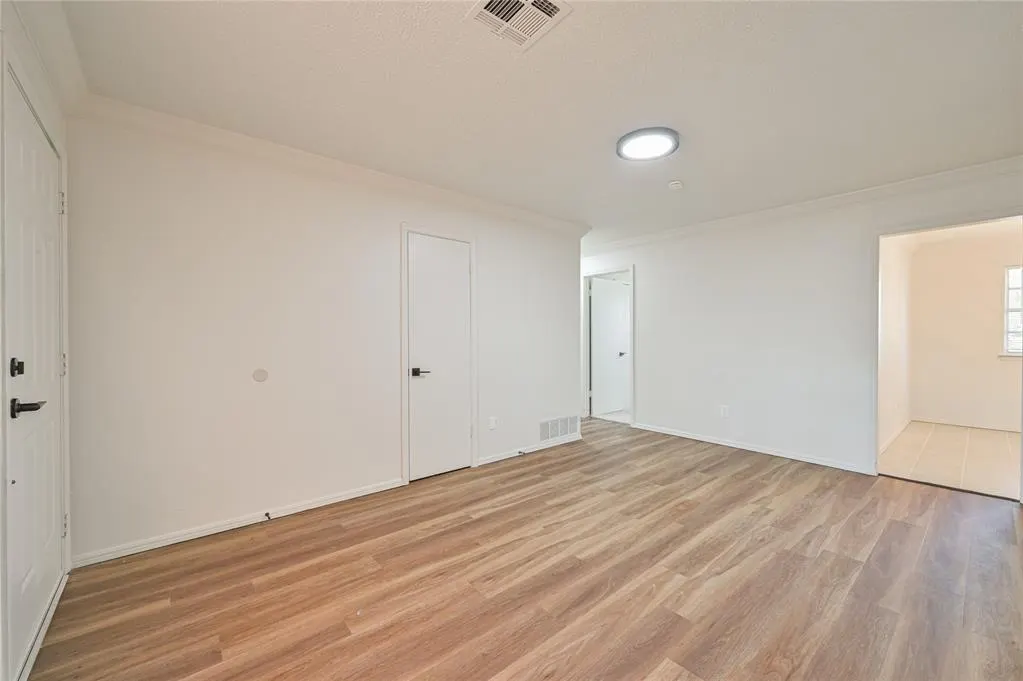 Photo 5 — 4005 N Oak Grove Drive, Midwest City, OK 73110