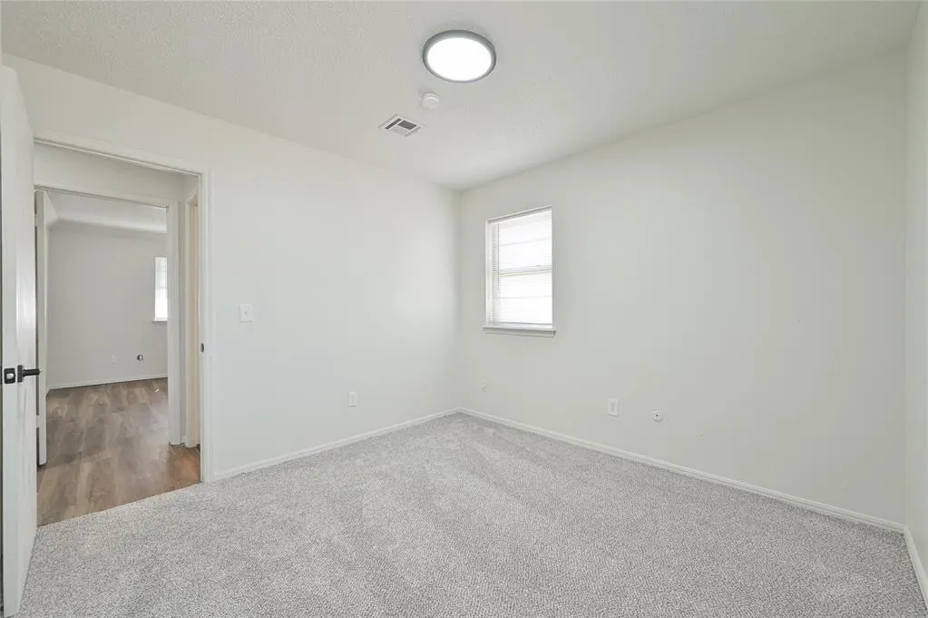 Photo 20 — 4005 N Oak Grove Drive, Midwest City, OK 73110