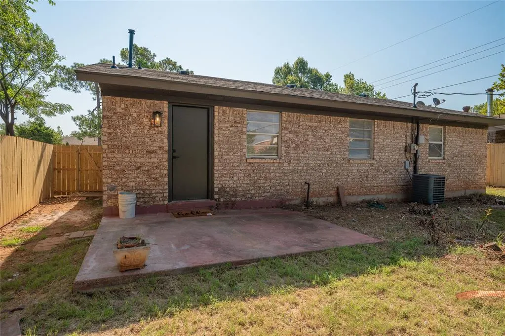 Photo 28 — 4005 N Oak Grove Drive, Midwest City, OK 73110