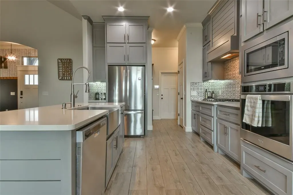 Photo 4 — 1208 N Wisteria Terrace, Mustang, OK 73064