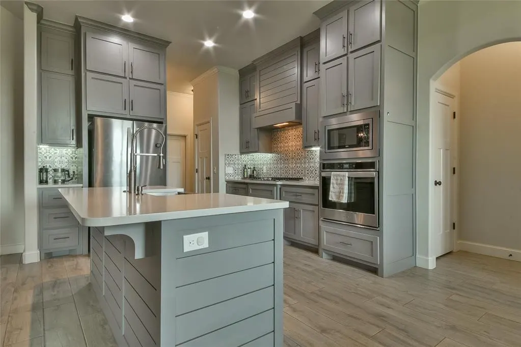 Photo 6 — 1208 N Wisteria Terrace, Mustang, OK 73064