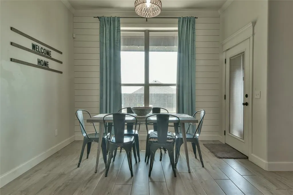 Photo 17 — 1208 N Wisteria Terrace, Mustang, OK 73064