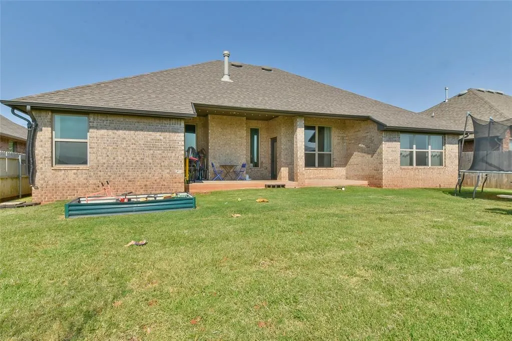 Photo 33 — 1208 N Wisteria Terrace, Mustang, OK 73064