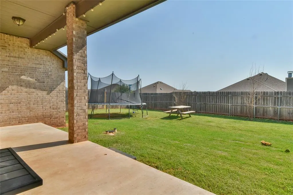 Photo 34 — 1208 N Wisteria Terrace, Mustang, OK 73064