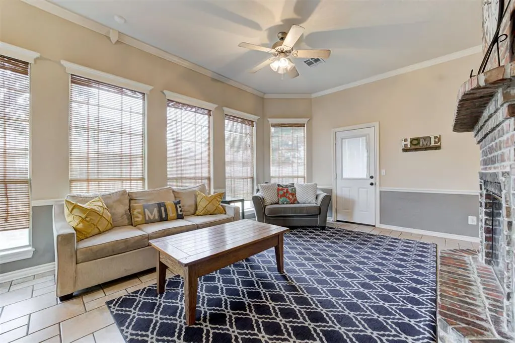 Photo 6 — 1617 Napa Valley Road, Edmond, OK 73013