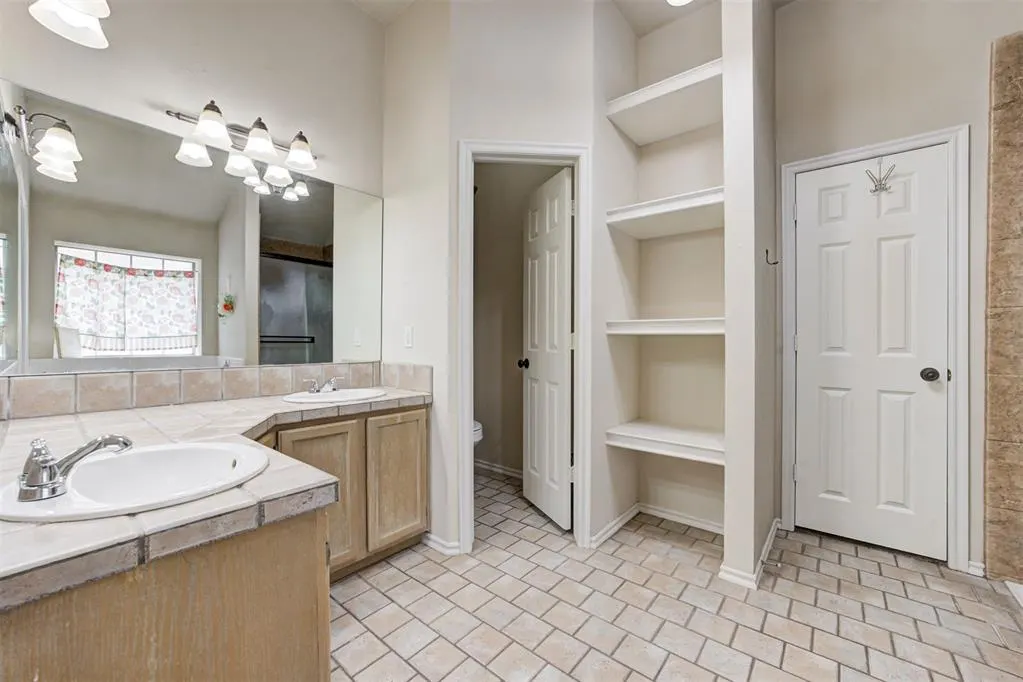 Photo 17 — 1617 Napa Valley Road, Edmond, OK 73013