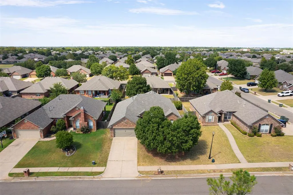 Photo 33 — 1617 Napa Valley Road, Edmond, OK 73013