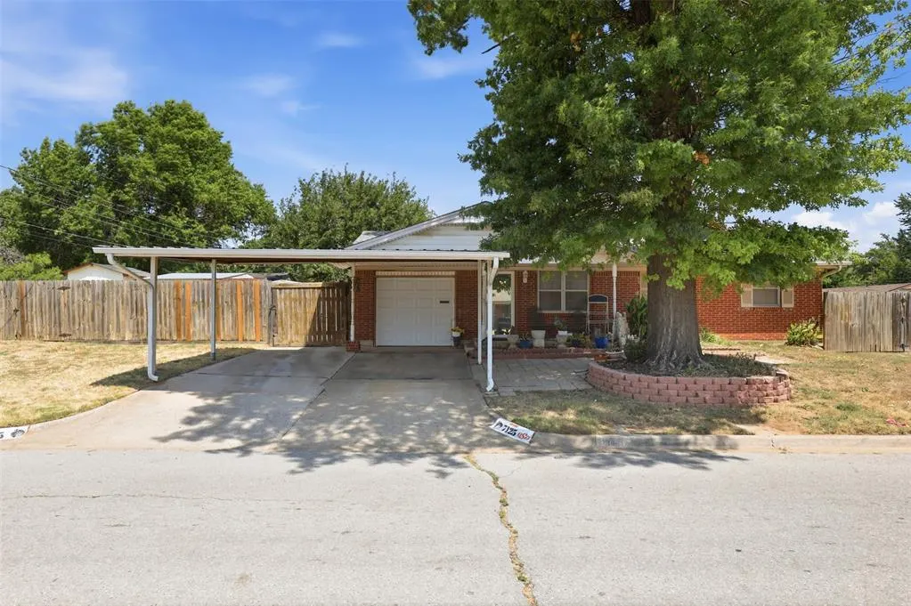 Front exterior — 7125 NW 5th Street, Oklahoma City, OK 73127