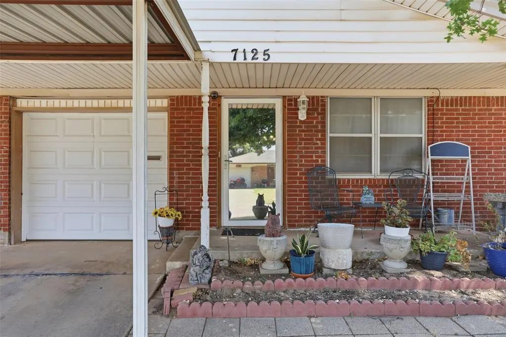 Photo 5 — 7125 NW 5th Street, Oklahoma City, OK 73127