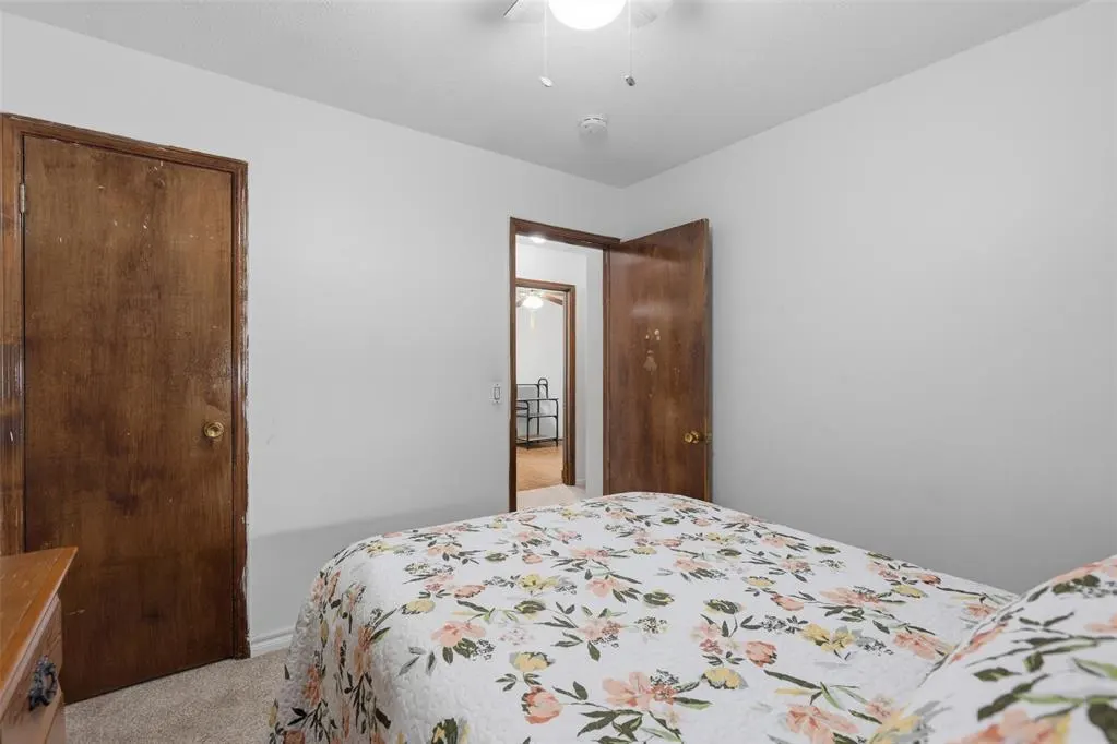 Photo 21 — 7125 NW 5th Street, Oklahoma City, OK 73127
