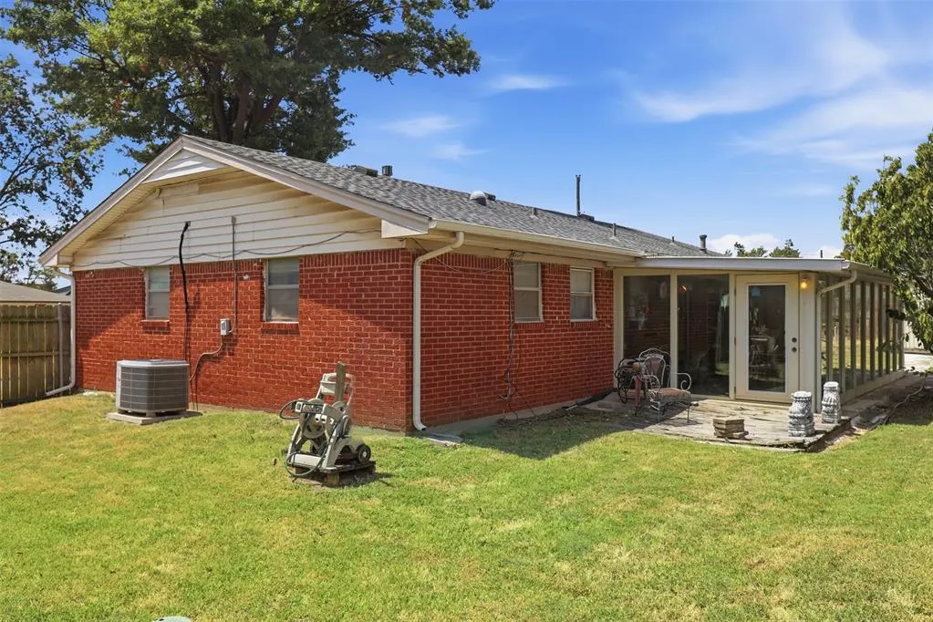Photo 27 — 7125 NW 5th Street, Oklahoma City, OK 73127
