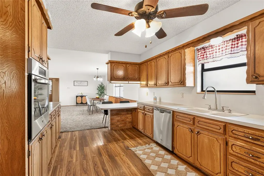 Photo 11 — 81613 N 2520 Road, Watonga, OK 73772