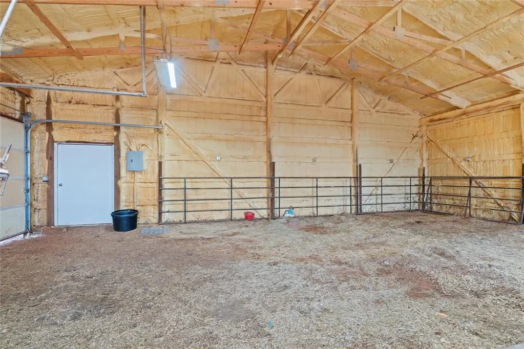 Photo 30 — 81613 N 2520 Road, Watonga, OK 73772