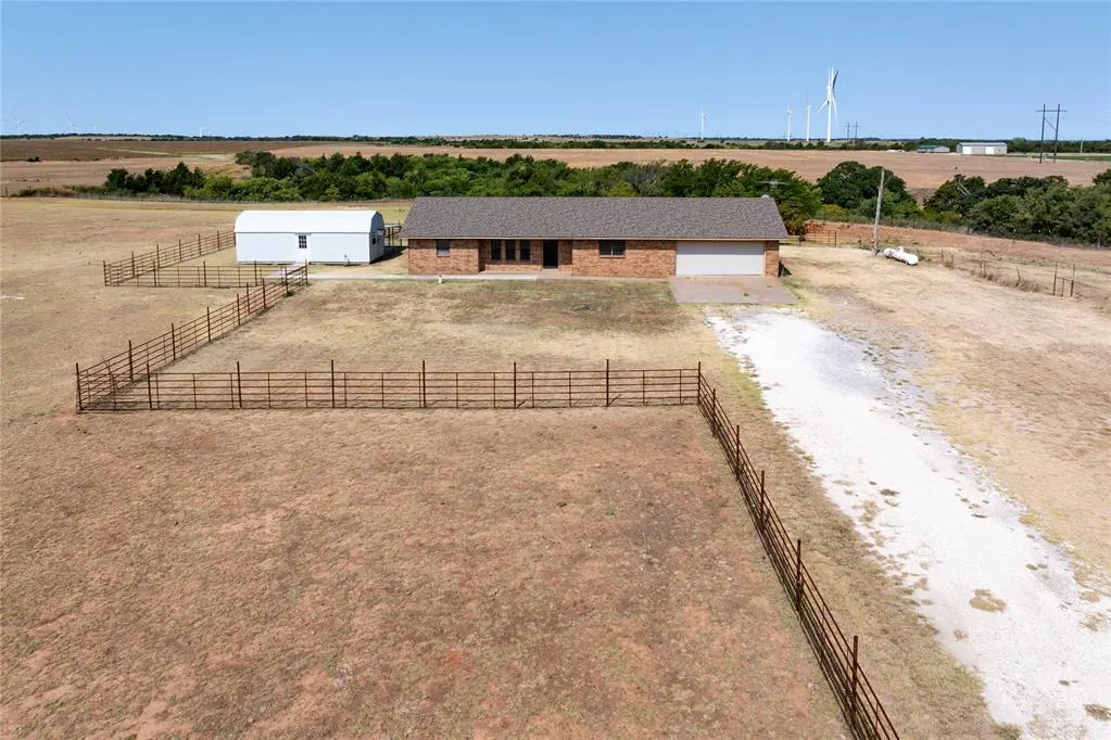 Photo 47 — 81613 N 2520 Road, Watonga, OK 73772