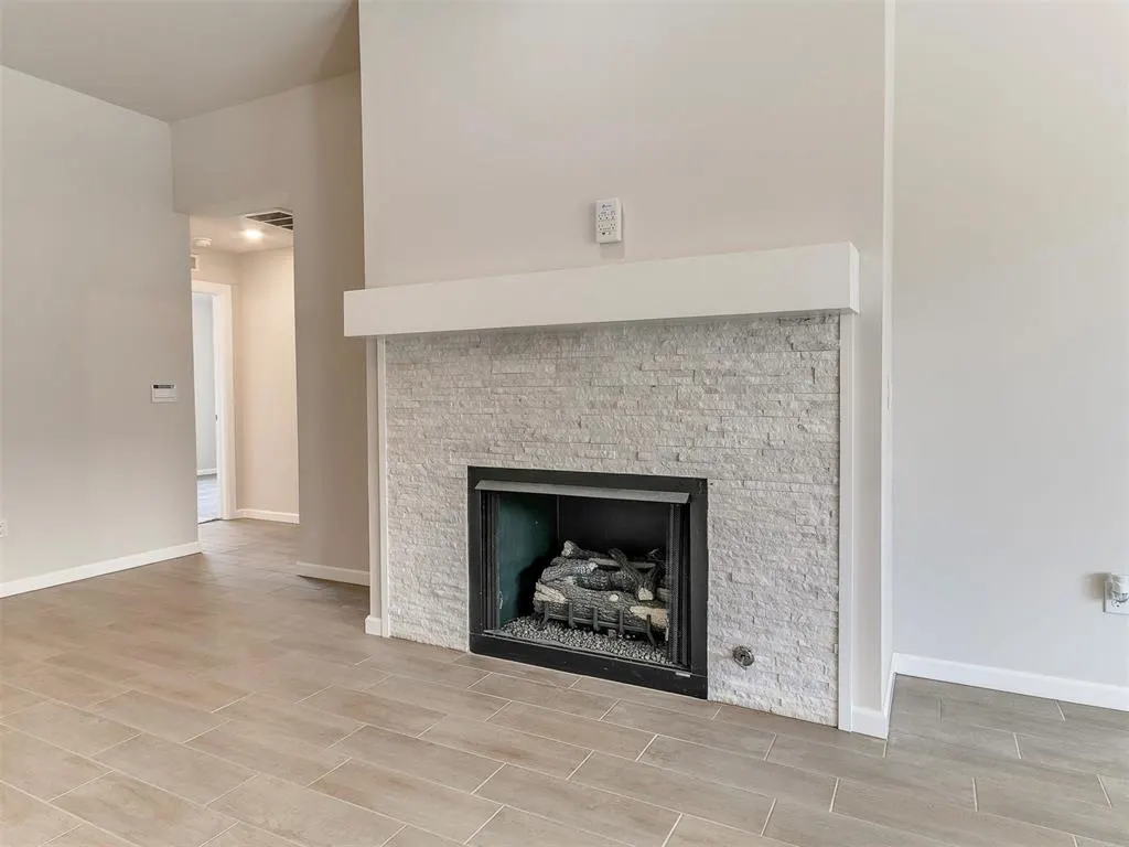 Photo 7 — 1804 Pin Cherry Lane, Moore, OK 73160
