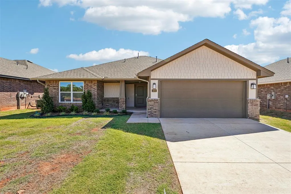 Front exterior — 1804 Pin Cherry Lane, Moore, OK 73160
