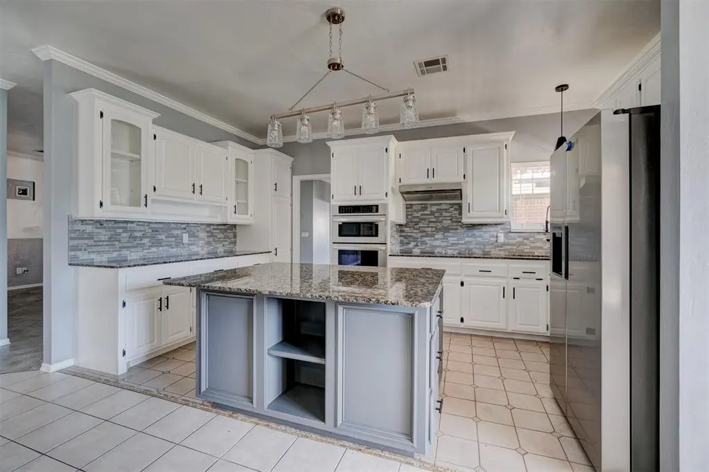 Photo 12 — 1209 SW 113th Street, Oklahoma City, OK 73170