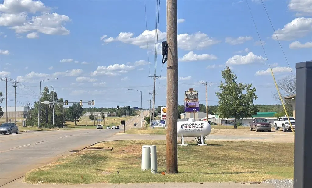 Photo 6 — 5603 N Harrison Street, Shawnee, OK 74804