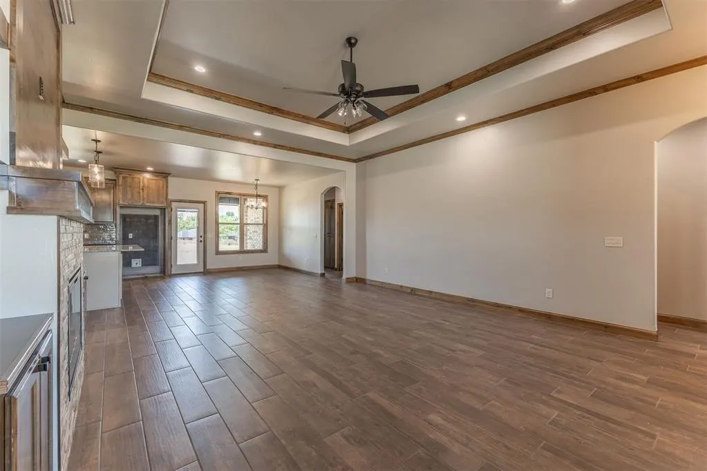Photo 11 — 2433 Raven Circle, Blanchard, OK 73010