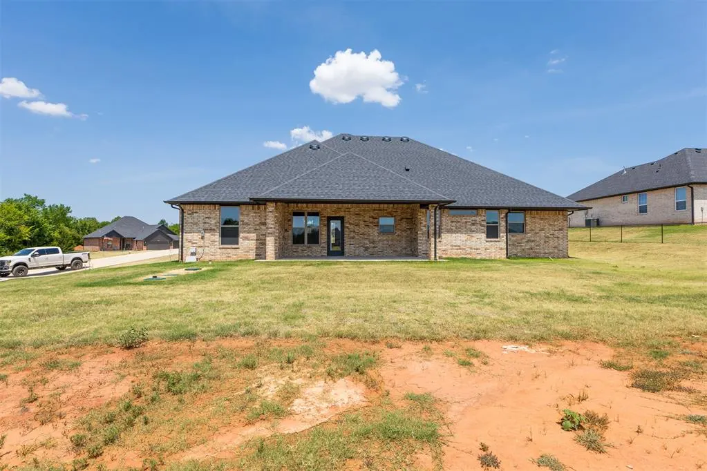 Photo 40 — 2433 Raven Circle, Blanchard, OK 73010