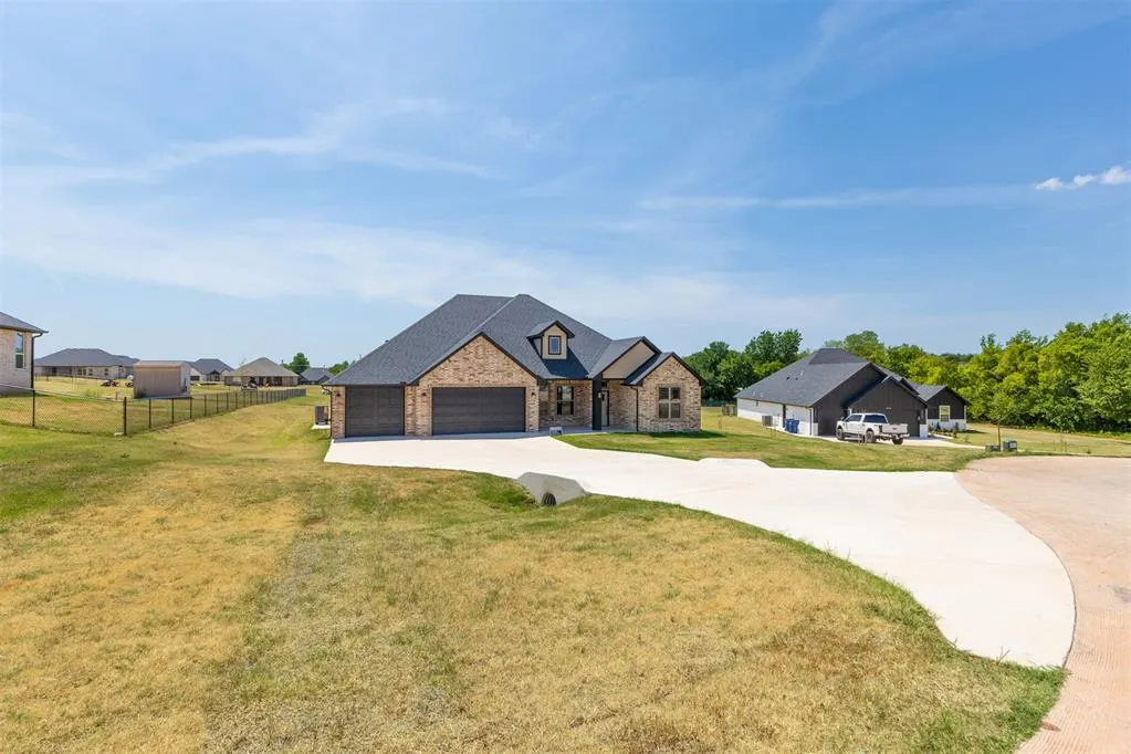 Photo 43 — 2433 Raven Circle, Blanchard, OK 73010