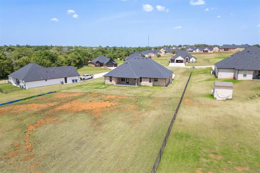 Photo 45 — 2433 Raven Circle, Blanchard, OK 73010