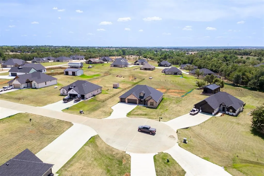 Photo 47 — 2433 Raven Circle, Blanchard, OK 73010