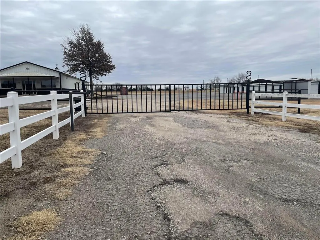Photo 2 — 2823 N Highway 99 Highway, Stroud, OK 74079