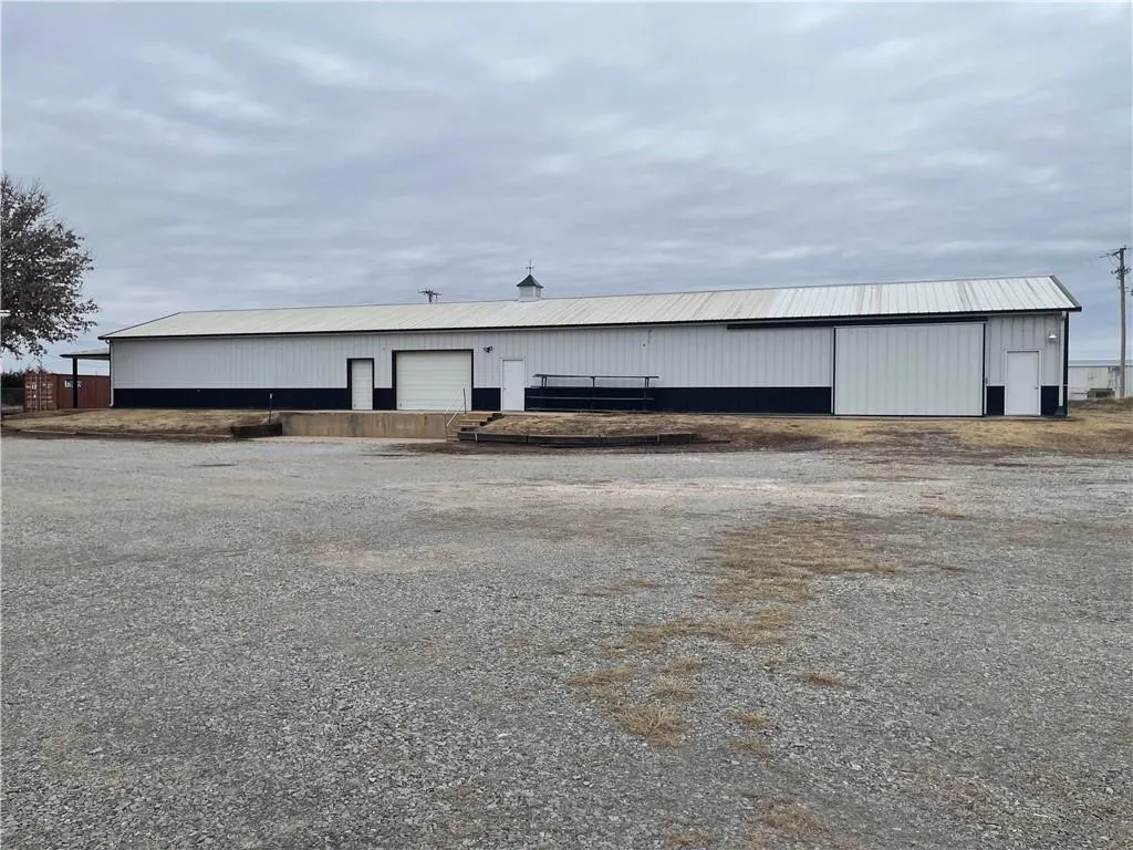 Photo 6 — 2823 N Highway 99 Highway, Stroud, OK 74079