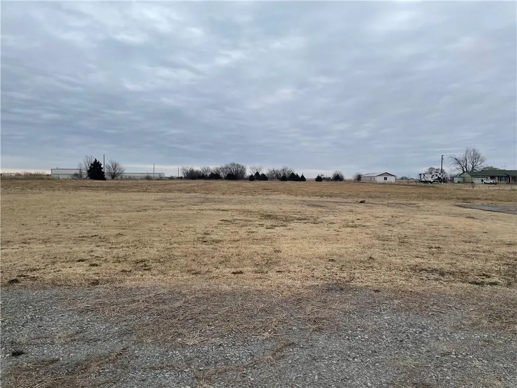 Photo 7 — 2823 N Highway 99 Highway, Stroud, OK 74079