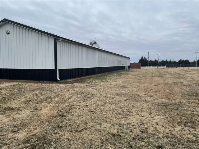 Photo 8 — 2823 N Highway 99 Highway, Stroud, OK 74079