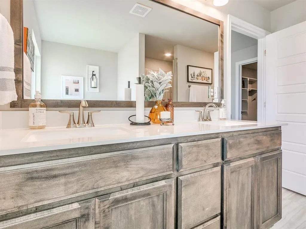 Photo 10 — 1096 SE 17th Street, Newcastle, OK 73065