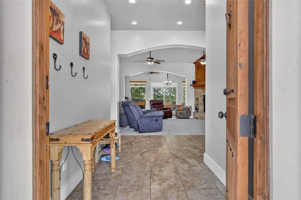 Photo 5 — 30454 Wolf Creek Lane, Cashion, OK 73016