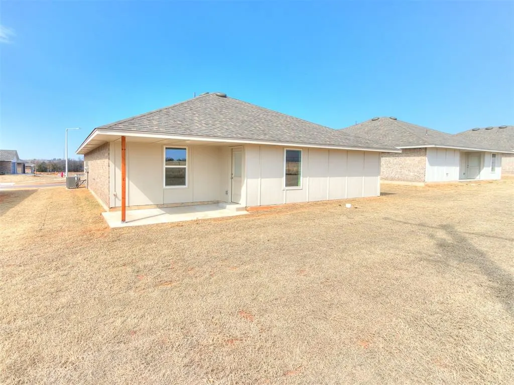 Photo 29 — 3140 Pennington Street, Harrah, OK 73045